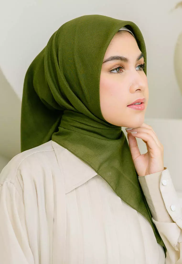 Theya Voal Square Army