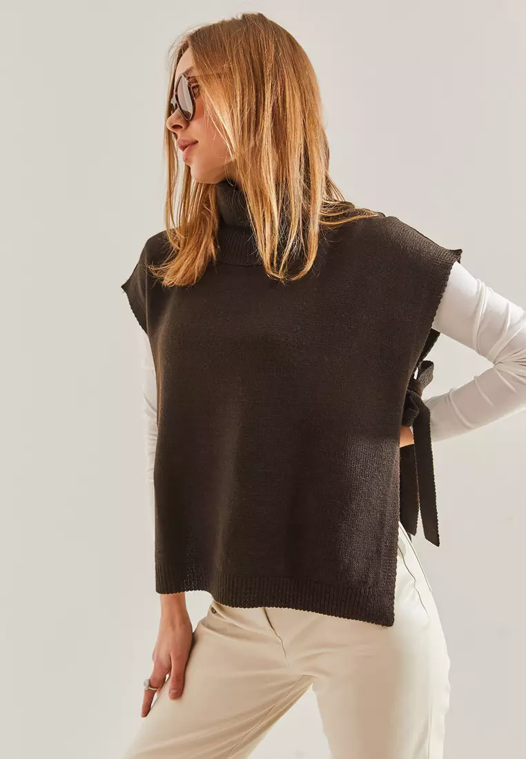 Turtleneck Ties Sweater Vest