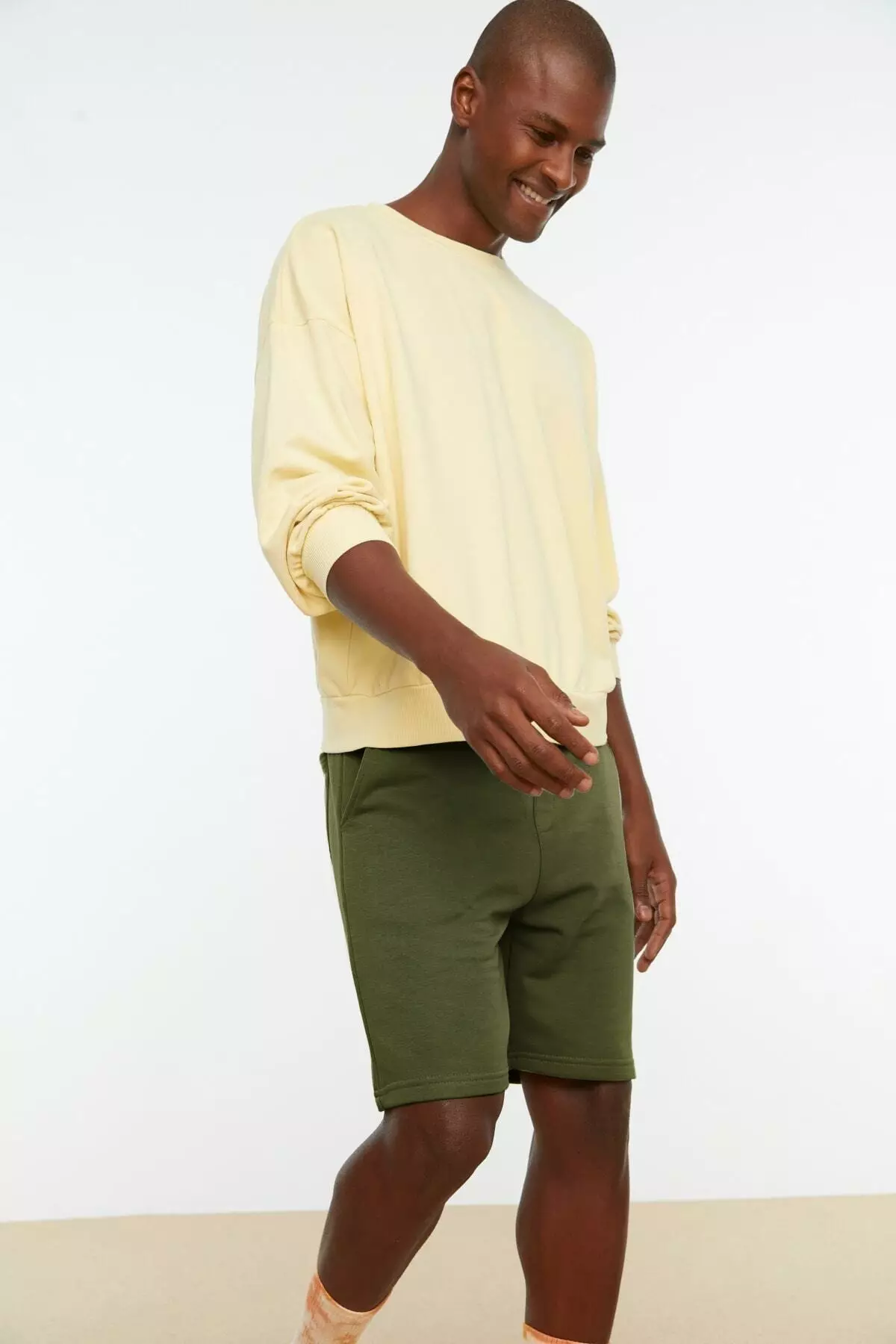 Khaki Shorts & Bermuda