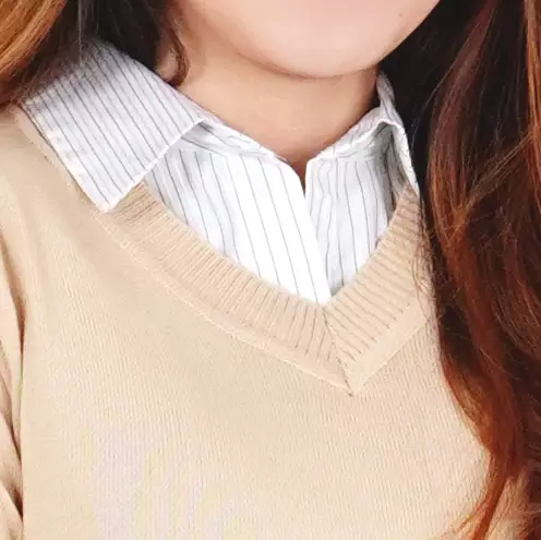 OKECHUKU Vanessa Sweater Rajut / Sweter Knit Wanita Tangan Panjang / Switer Leher V Basic Polos