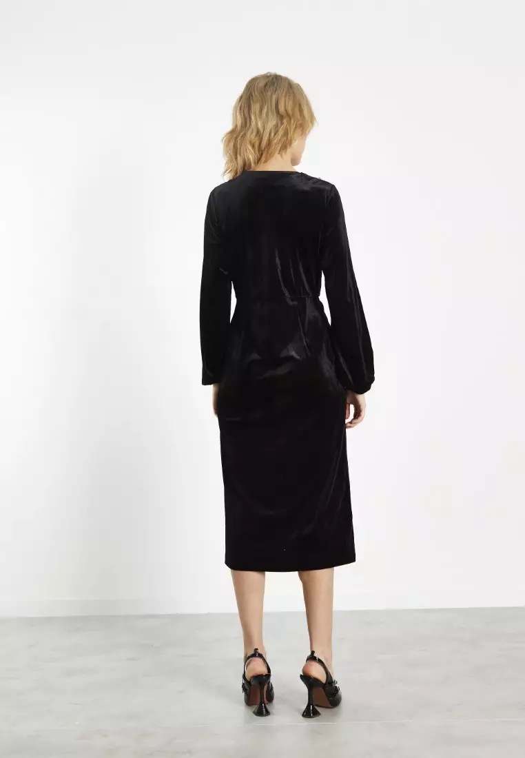 Statement Collar Midi Dress