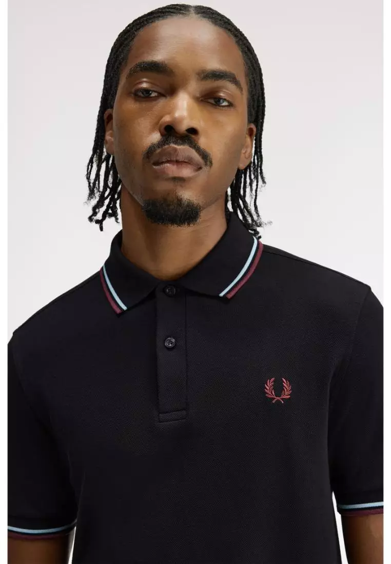 Fred Perry M3600 Twin Tipped Fred Perry Shirt (Black / Ball Boy Blue / Oxblood)