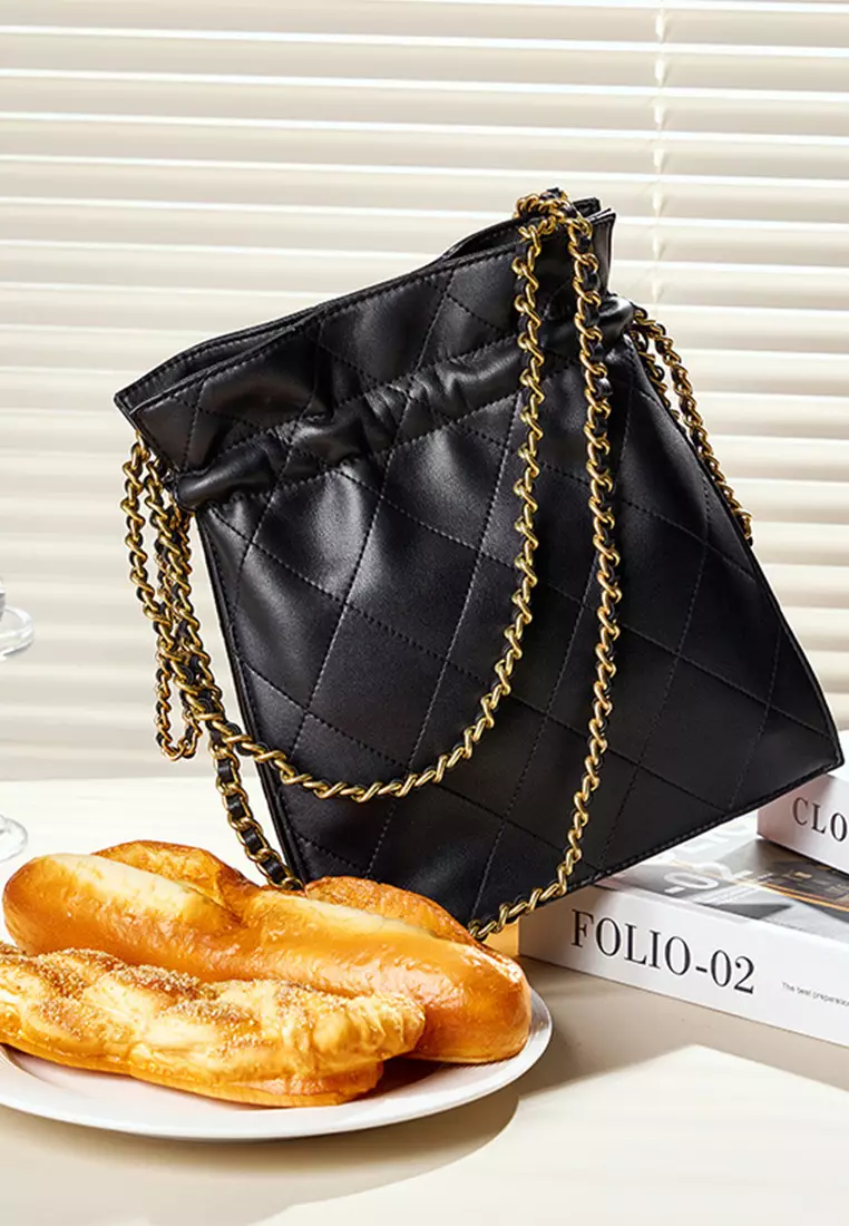 Chain handbag sales