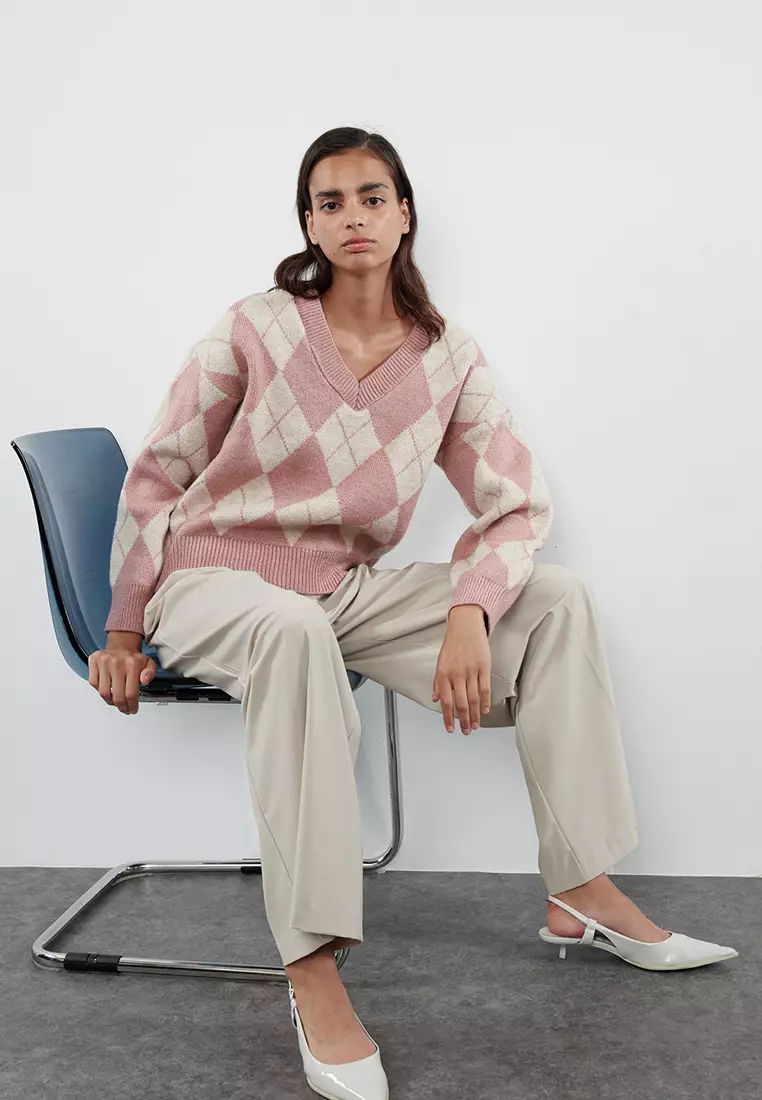 Soft Textured Dried Rose Diamond Knitwear Sweater