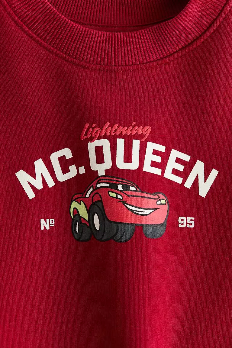 Sweatshirt