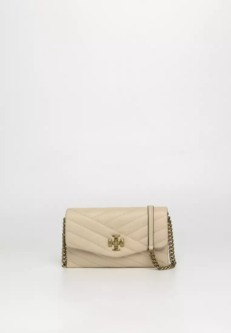 Gaby's Bags on X: Tory Burch Emerson Robinson Round Mini