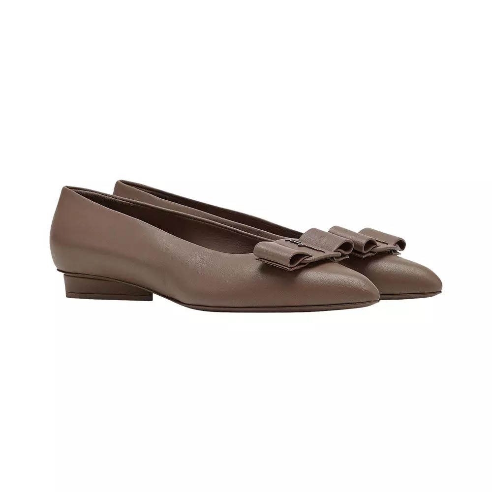 Harga flat shoes clearance salvatore ferragamo