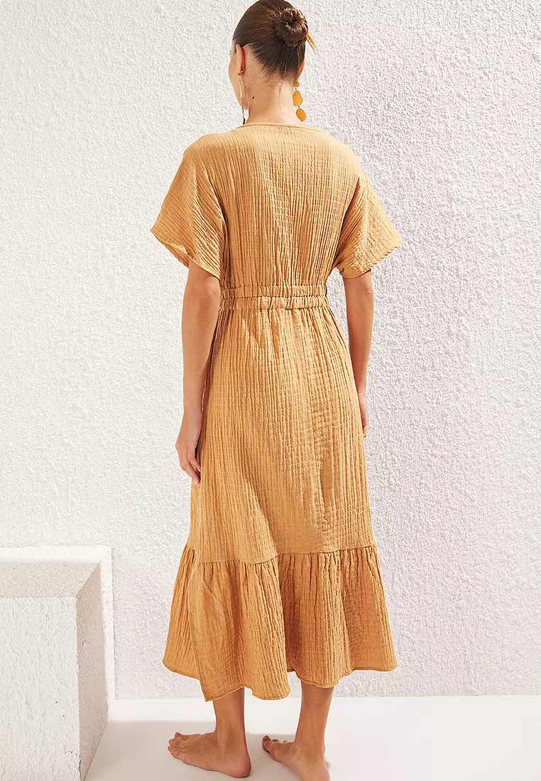 褶飾細節泡泡紗沙灘連身裙