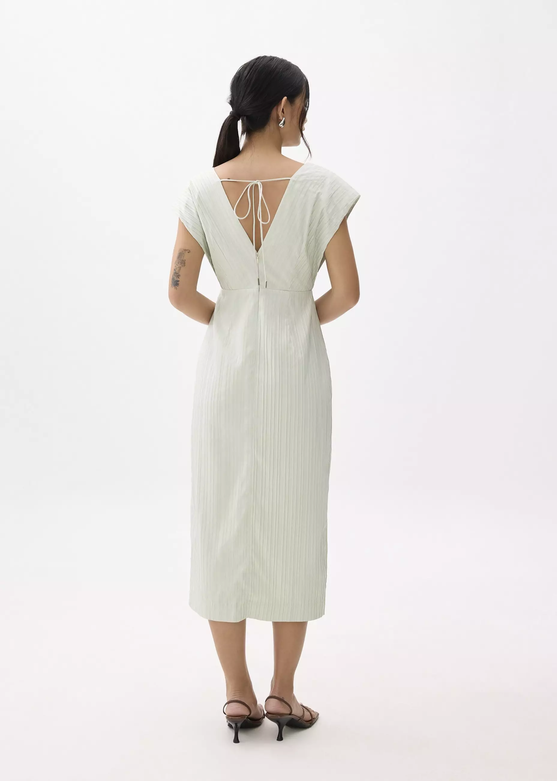Dress Wanita - Striped V-neck Column Midaxi Dress