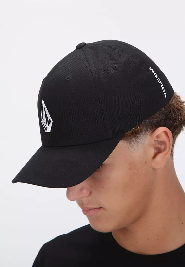 MCP FULL STONE FLEXFIT HAT BLACK