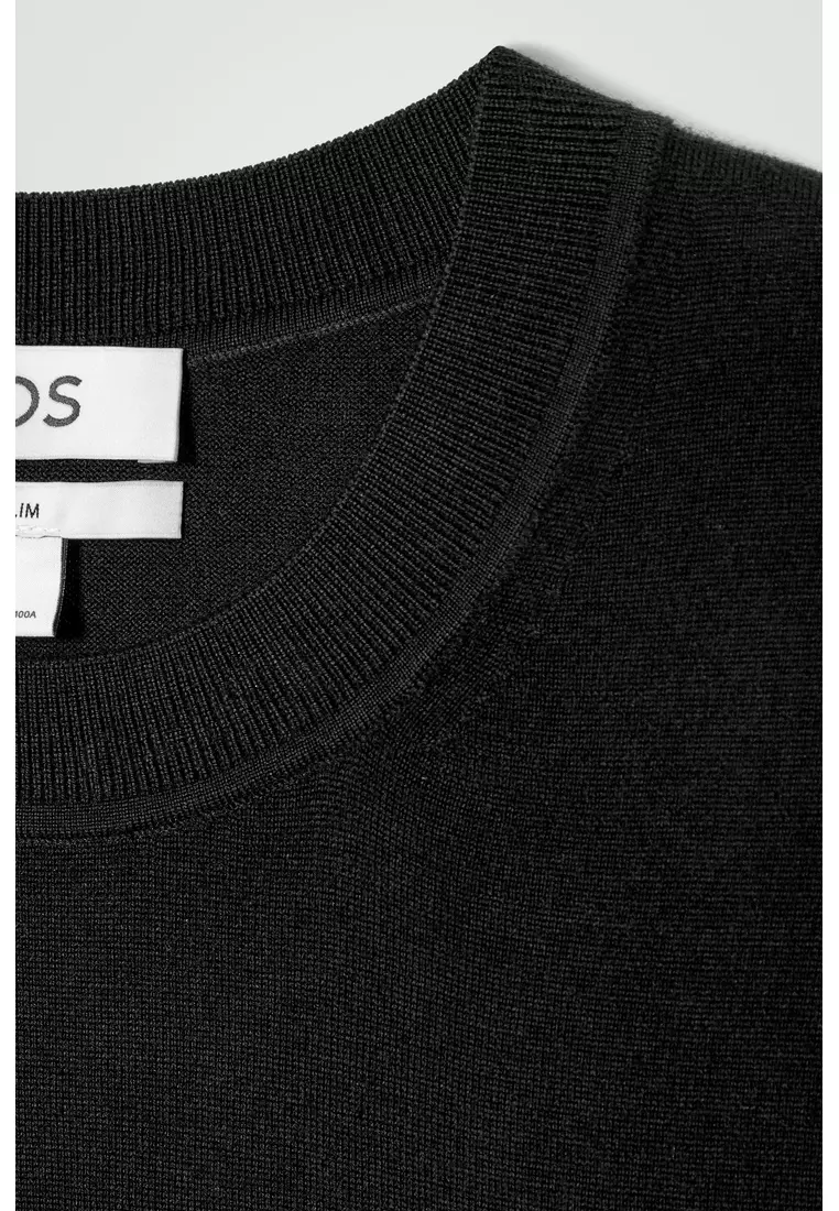 SLIM MERINO WOOL CREW-NECK JUMPER