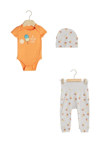 LC Waikiki orange Baby Bodysuit, Pants and Beanie Set B7B4DKA0E50640GS_1