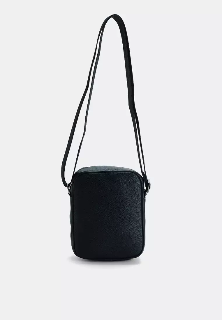 Pebble Grain Crossbody Reporter Bag - TH Mainline