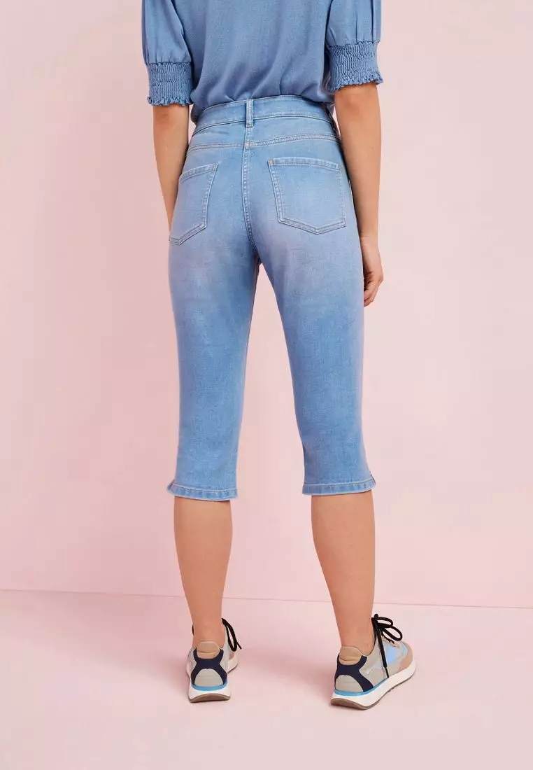 Pedal pusher outlet jeans