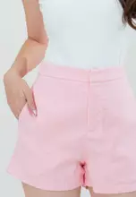 粉红色