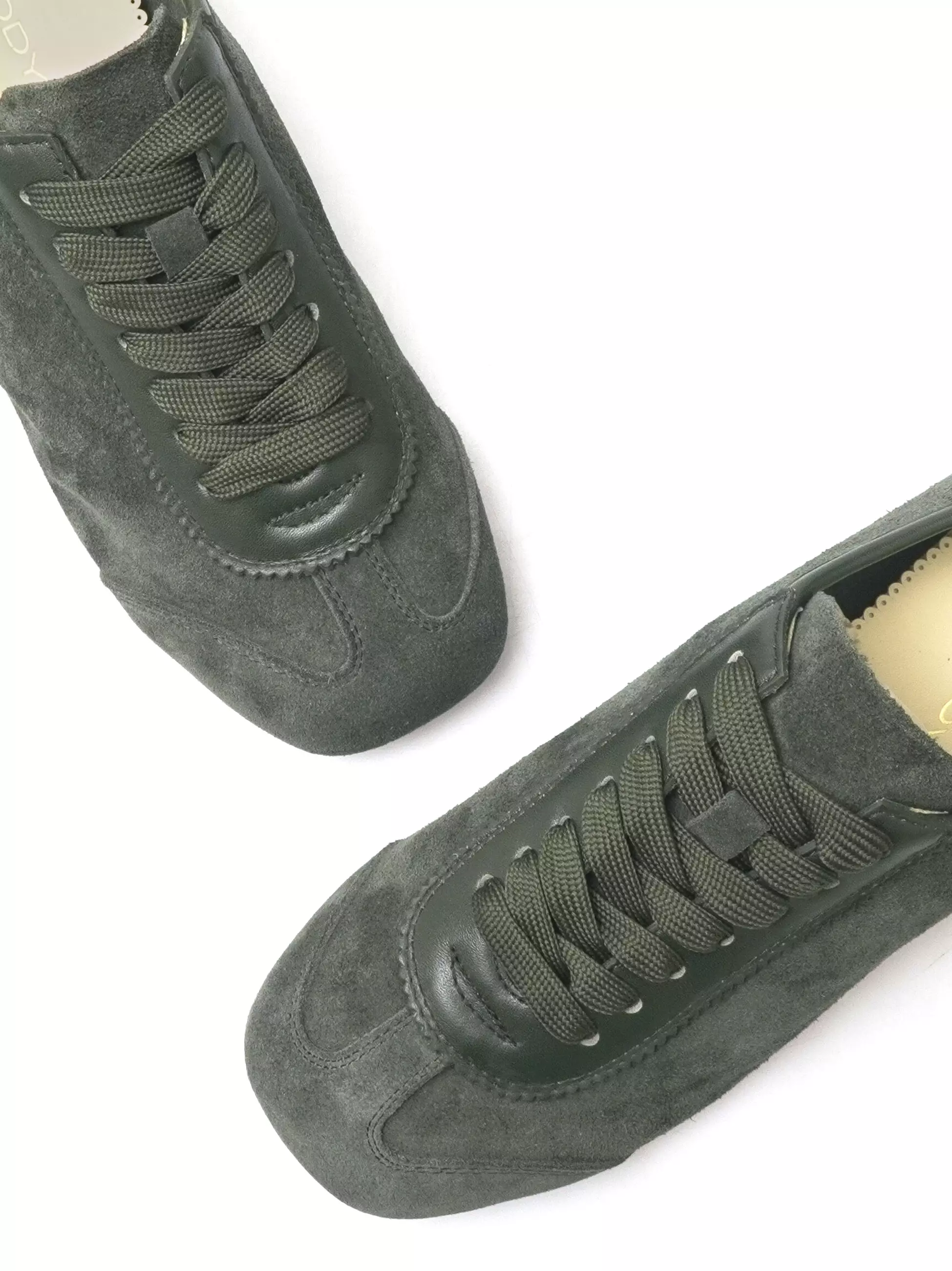 Jual Shaddy SHADDY - FIO Sneakers Kulit Wanita Warna EMERALD Original ...