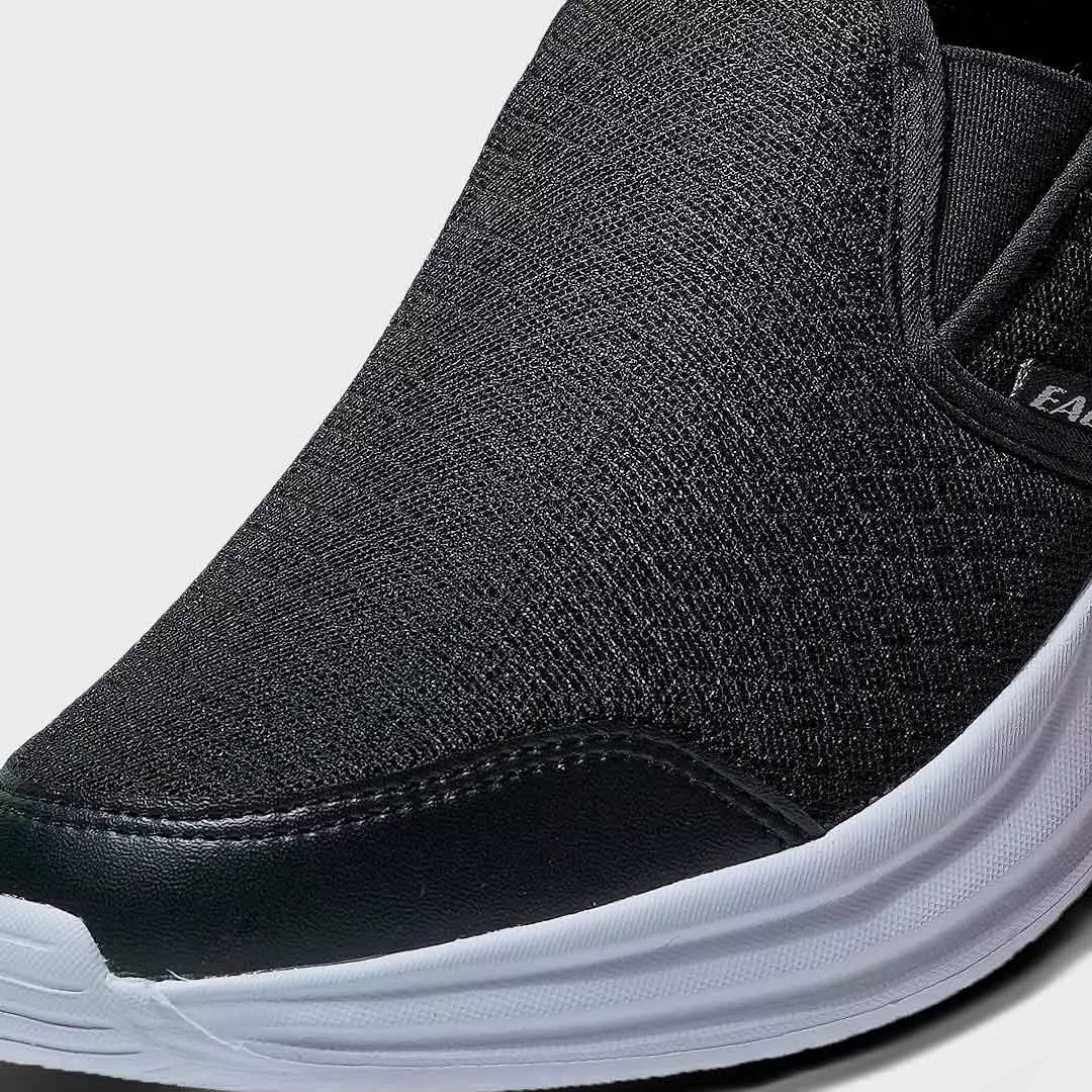 Eagle Sepatu Sneakers Lifestyle Zen - HITAM/PUTIH