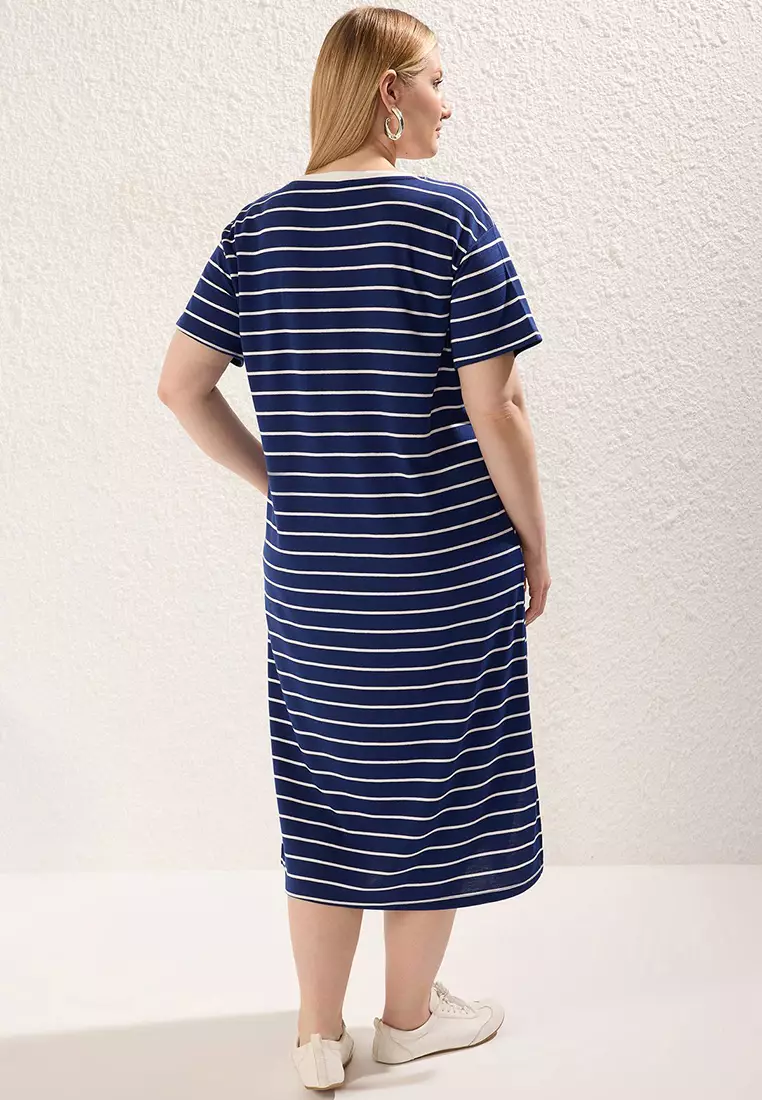 Navy Blue Crew Neck Striped Knitted Plus Size Dress Tbbss25Ah00087