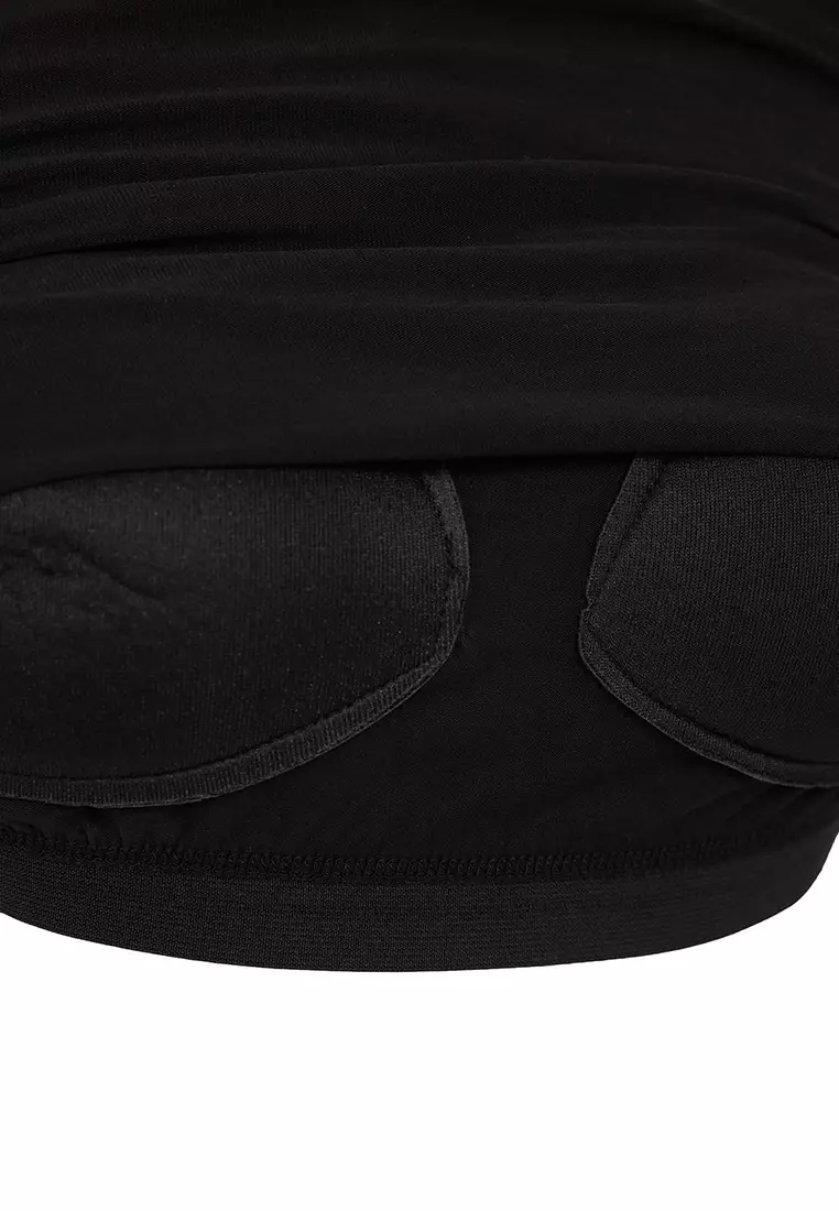 Black Backless Chest Padded Fitted/Body-Smoothing Knitted Blouse TWOSS25BZ00468