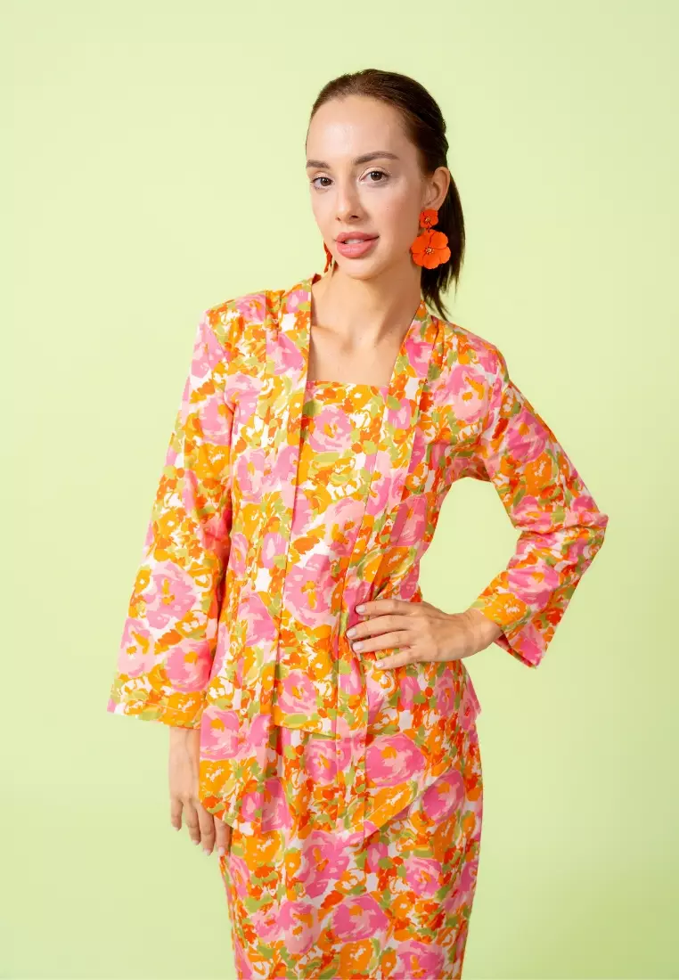 Bayu Somerset Agnes Kotabaru Kebaya - Jenna White