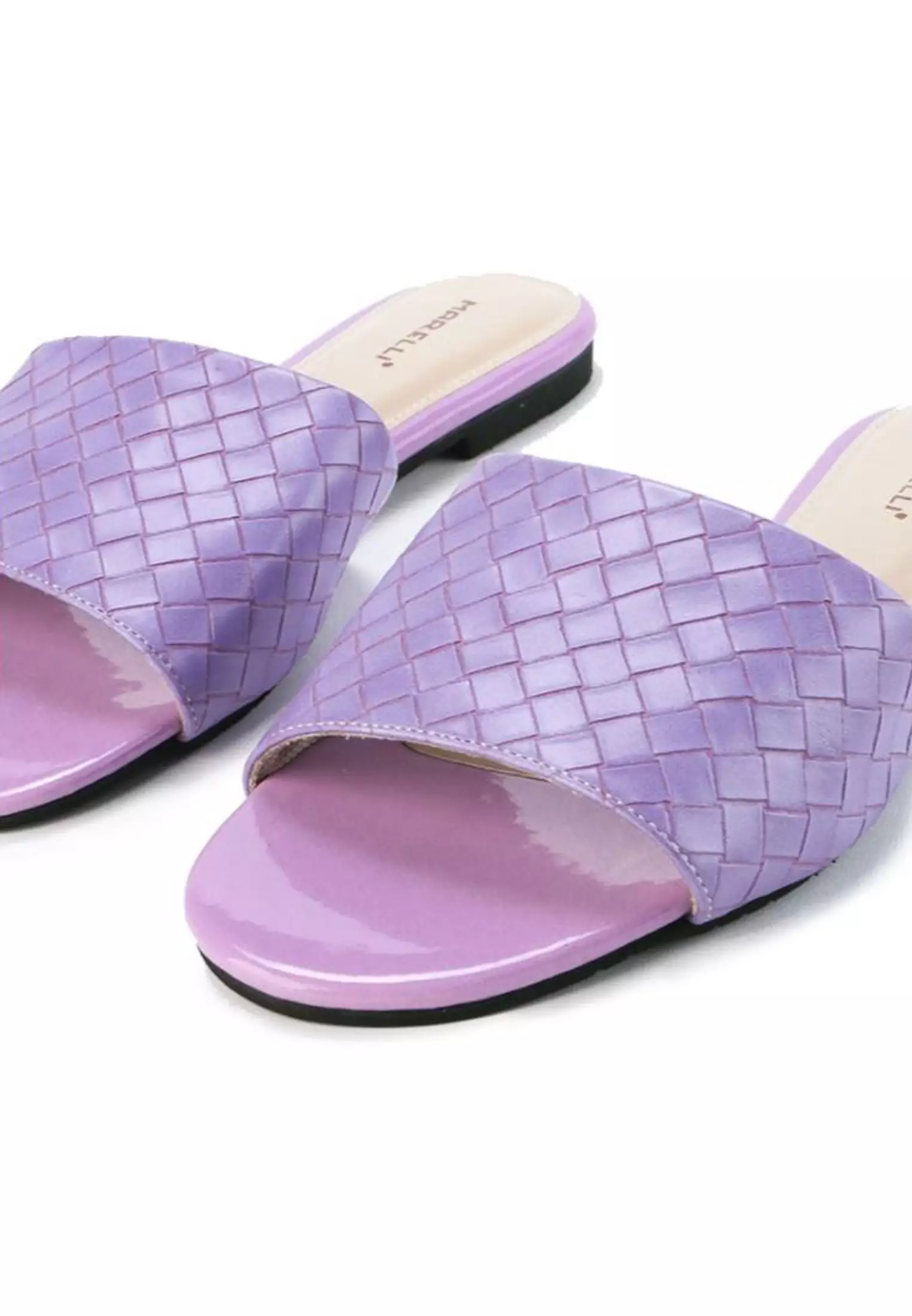 Kagura Sandal wanita Flat Slip On