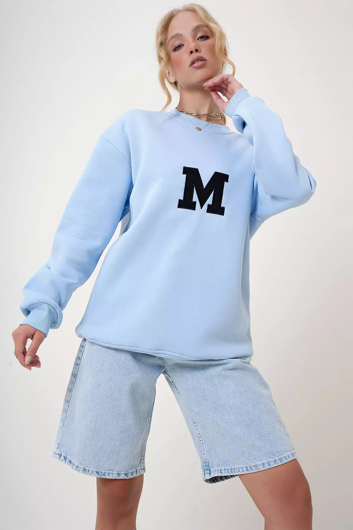 Embroidery Detail Sweatshirt