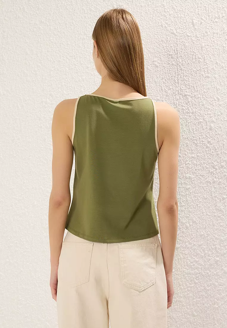 Khaki Cotton Regular/Normal Pattern Flexible Knitted Undershirt