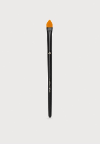 H&M black Concealer Brush 39FCDBE1F942BEGS_1