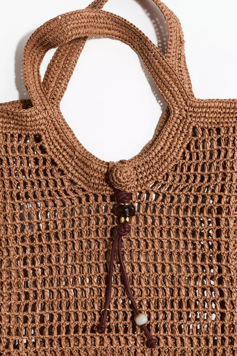Straw tote bag