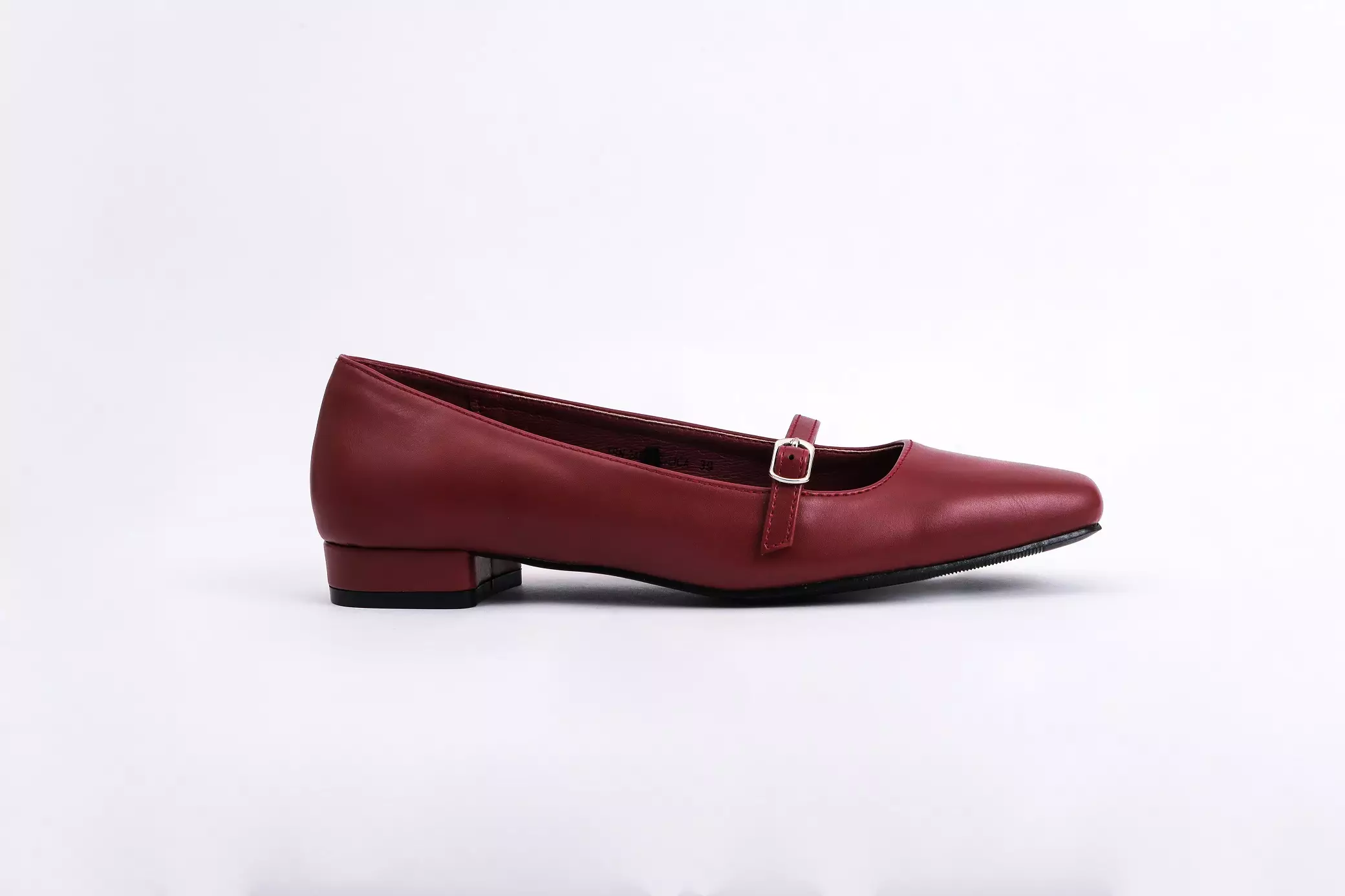 The Little Things She Needs - LICA Flatshoes Sepatu Wanita Maroon [TSN0002241.C0020]