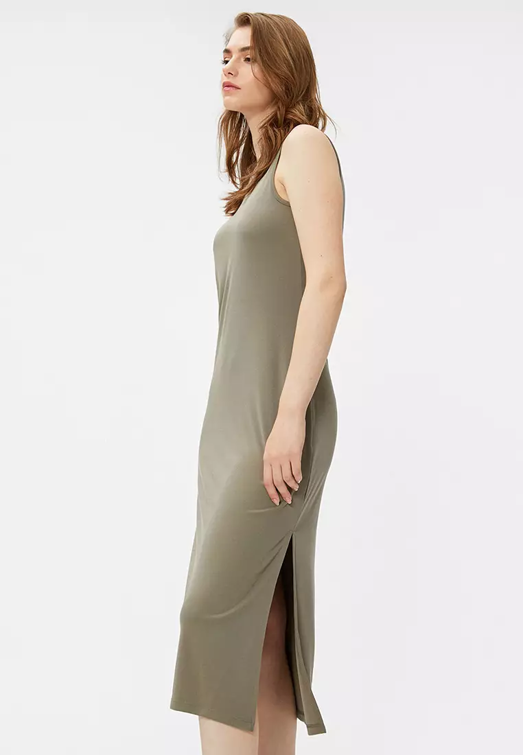 Round Neck Slim Fit Slit Midi Dress