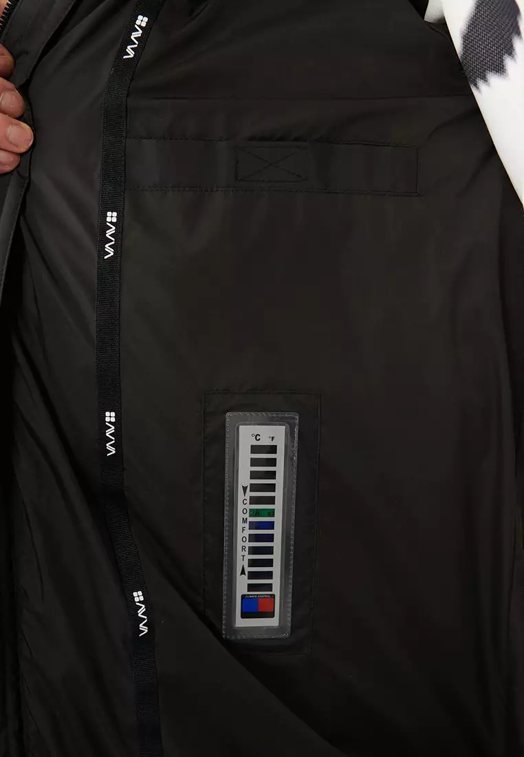 Men's Black Goose Down Water Repellent Windproof Hooded Long Puffer Coat A32Y6021
