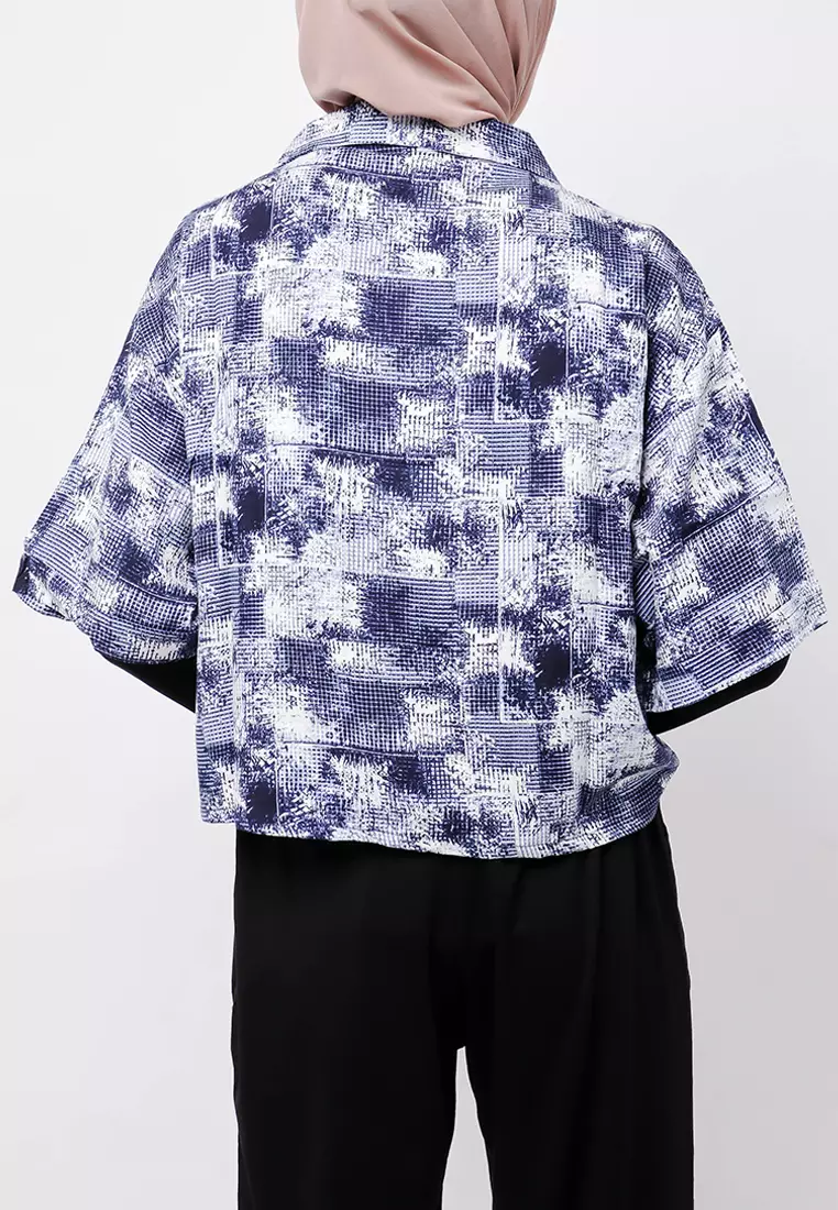 Nade Japan FTA60 LKM Kemeja Oversize Wanita Tangan Pendek Abstrak 1 Navy