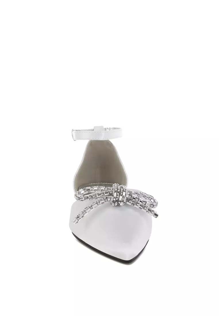 Rhinestone Detail Bow Flat Sandals in White
