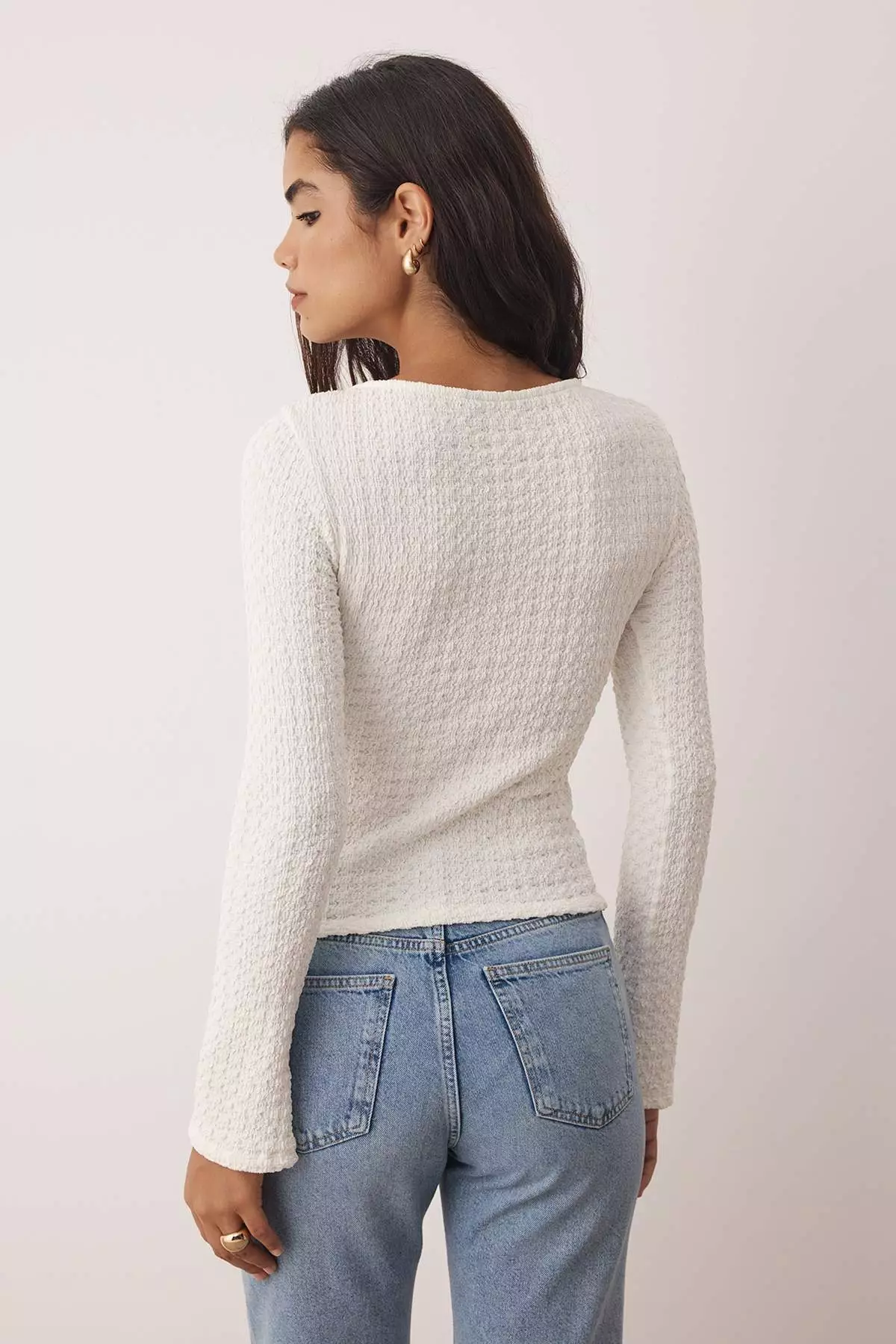 Ecru Fitted/Fits The Body Accessory Detail Textured Long Sleeve Flexible Knit Blouse Twoaw26Bz00134