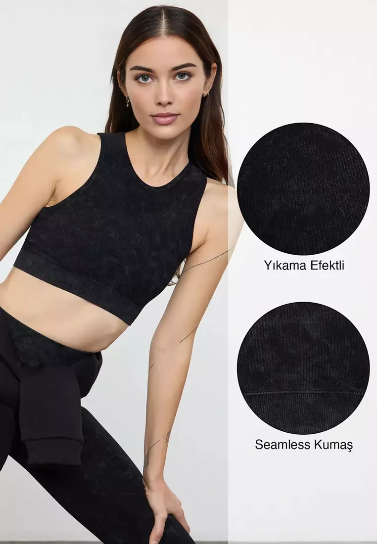 Black Washed Seamless/Seamless Ribbed And Lightly Supported Knitted Sports Bra