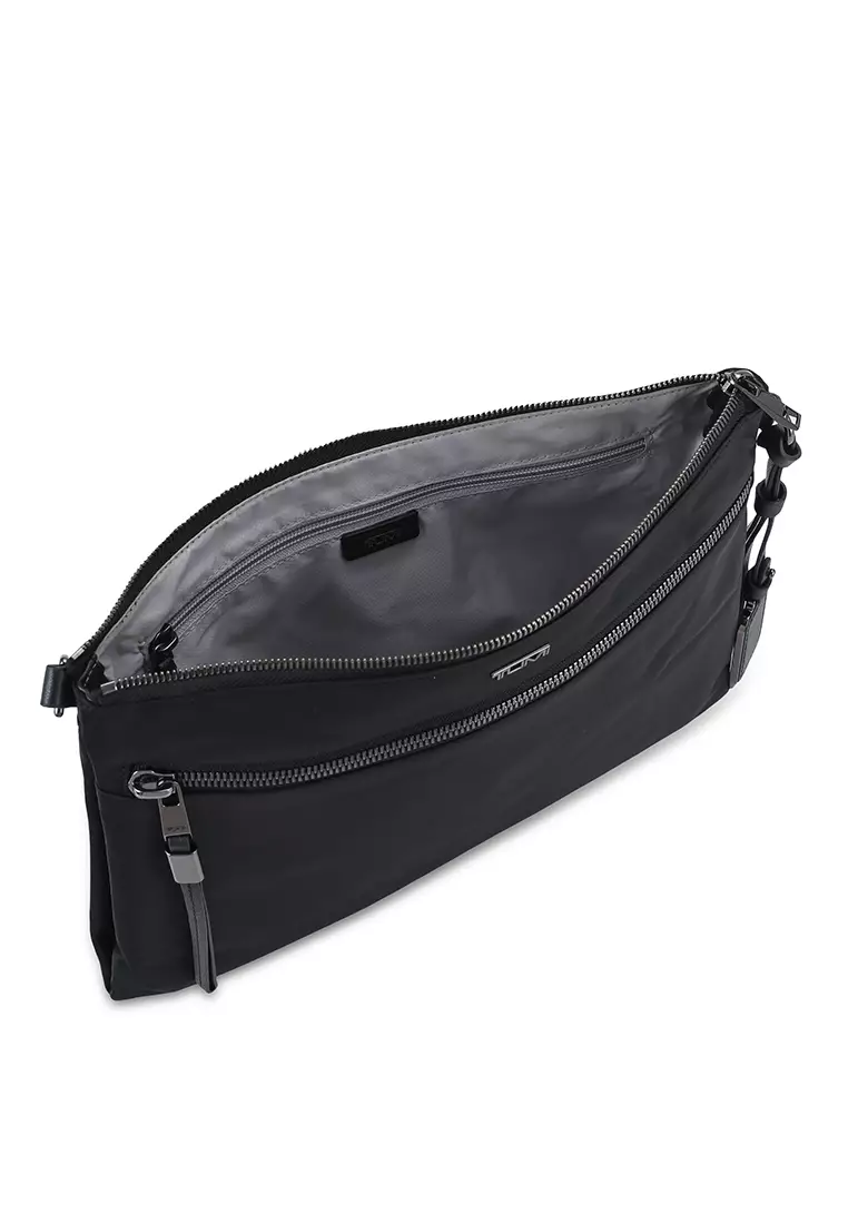 Tumi voyageur store madison hip bag