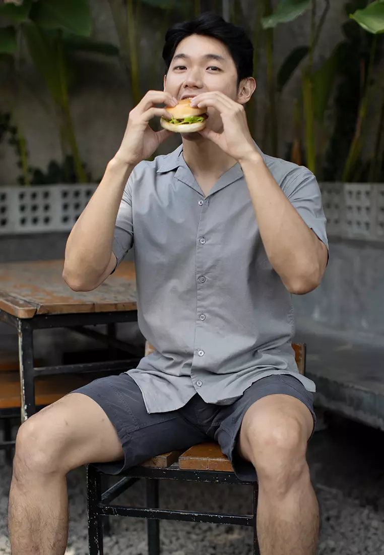 Kemeja pendek pantai abu OXCON summer shirt Silver Grey