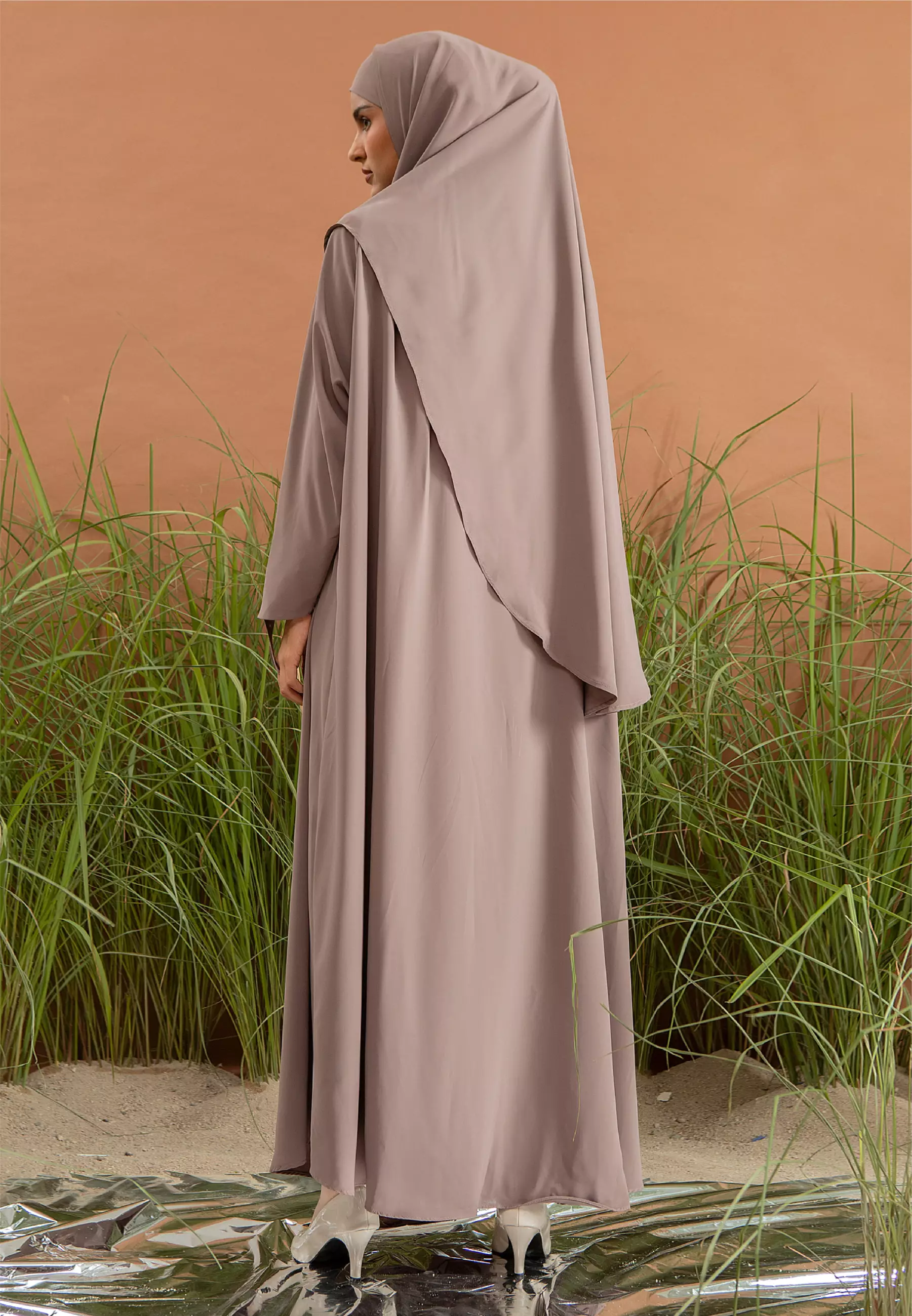 Asma Abaya Set Sparrow S-M