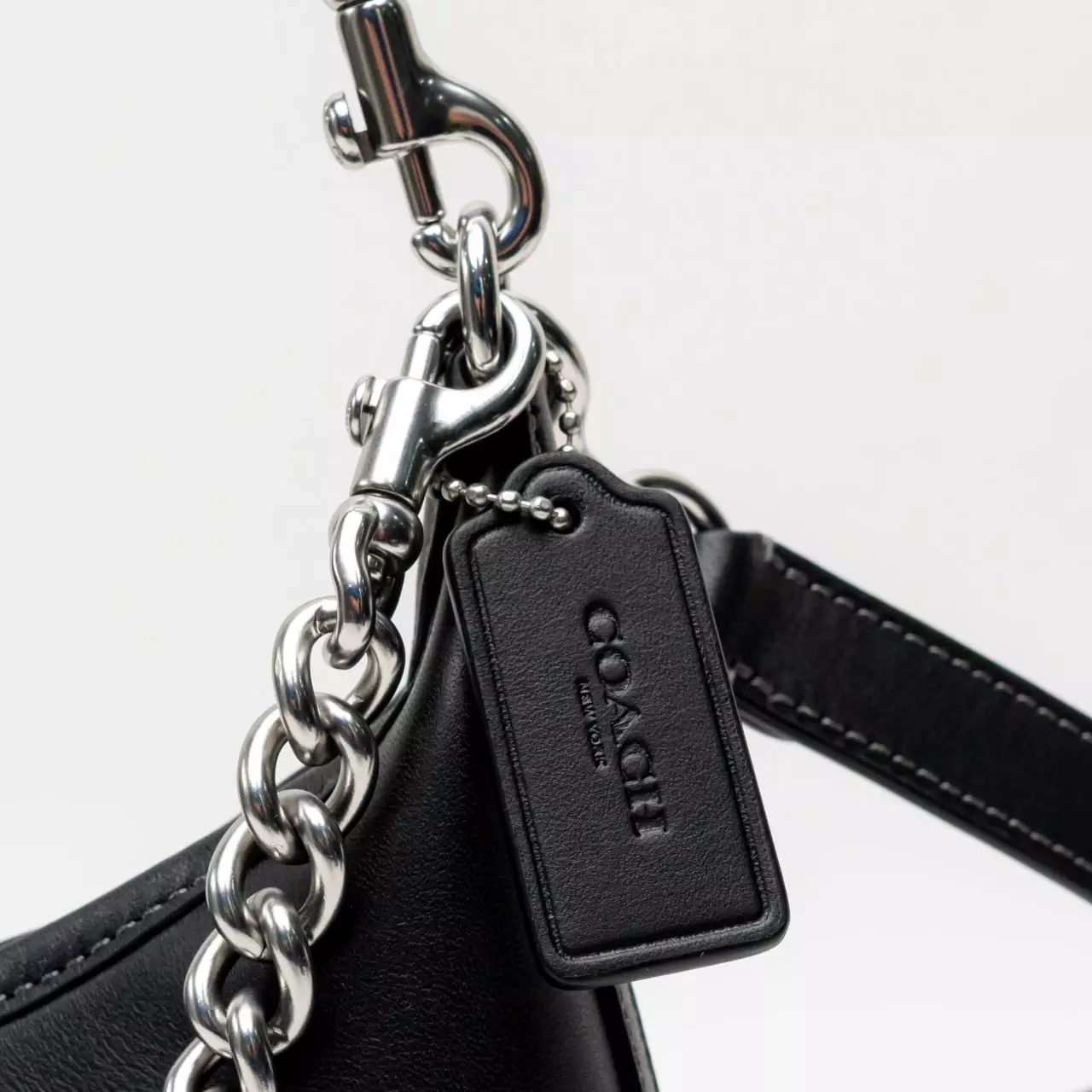 Juliet 25 Chain Strap Shoulder Bag Black Shw