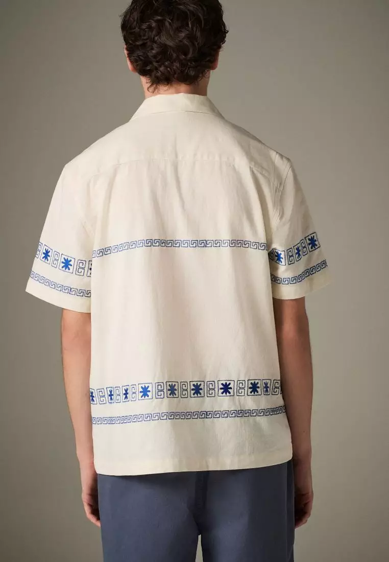 Embroidered Short Sleeve Shirt