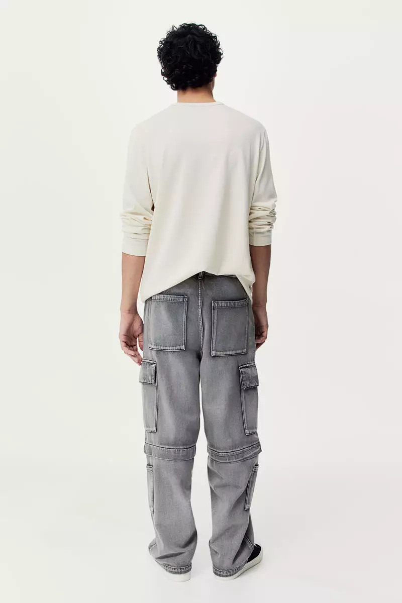 Buy H&M Baggy Fit Cargo trousers 2024 Online