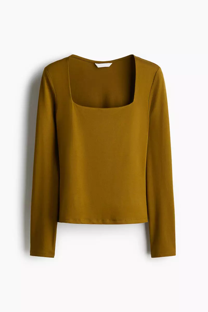 Long-sleeved jersey top