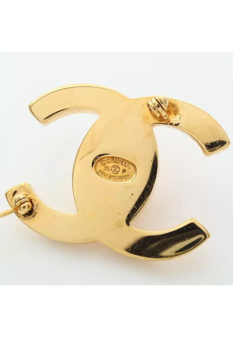 Pre-Loved Chanel coco mark brooch GP gold 96P