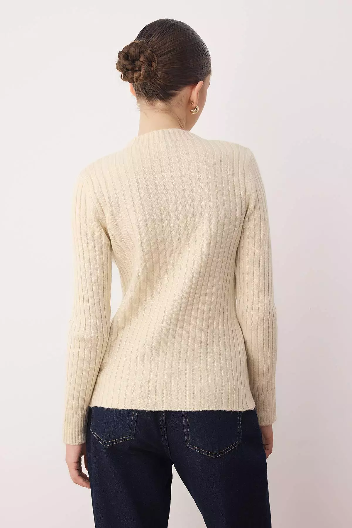 Stone Button Detailed Soft Textured Slit Detailed Knitwear Cardigan