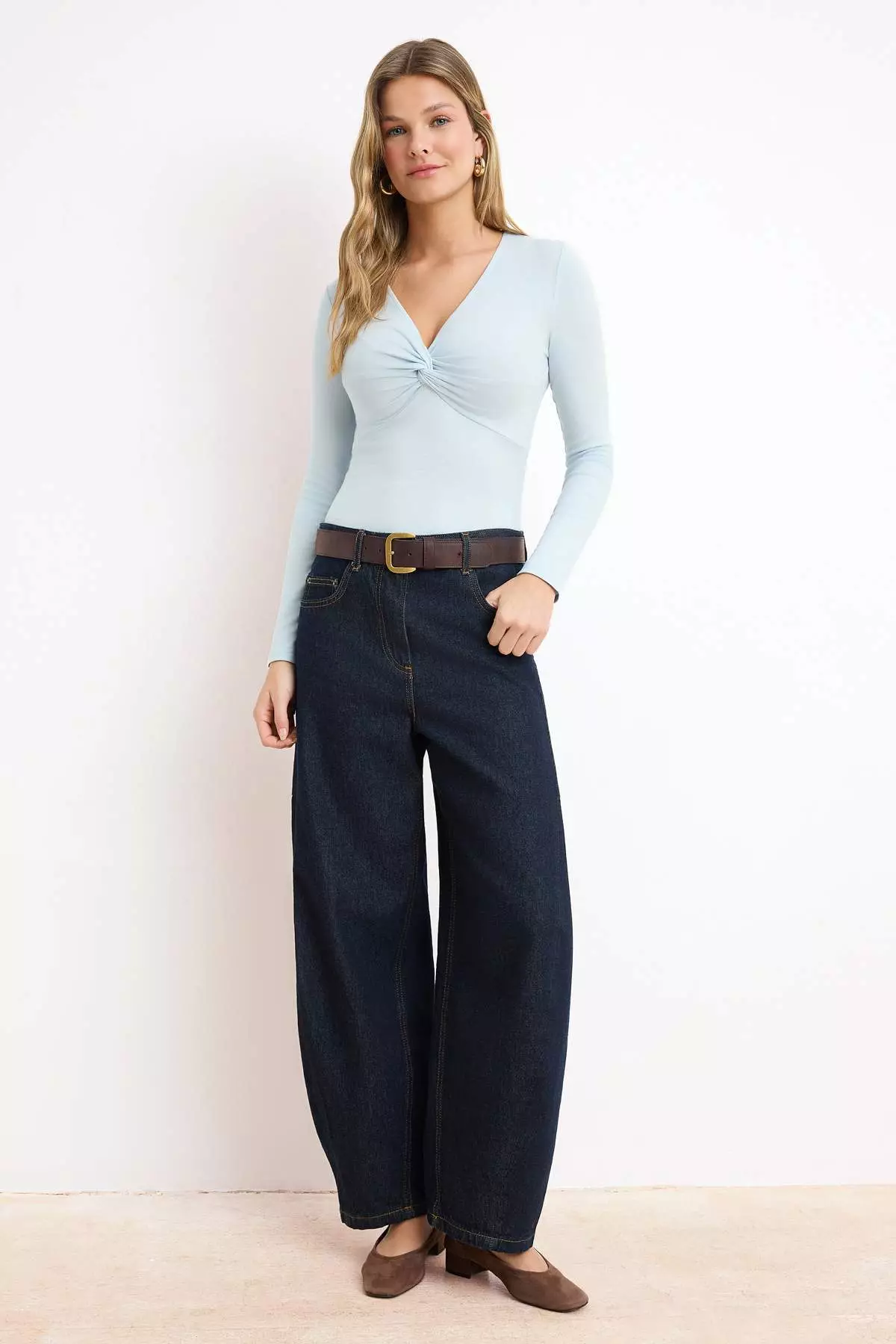 Light/Baby Blue Regular/Normal Fit V-Neck Short Sleeve Soft Knitted Blouse Twoss26Bz641