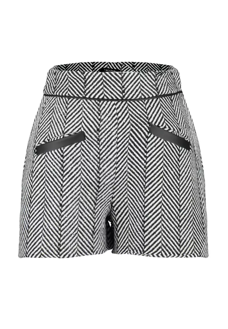 Diagonal Print Shorts