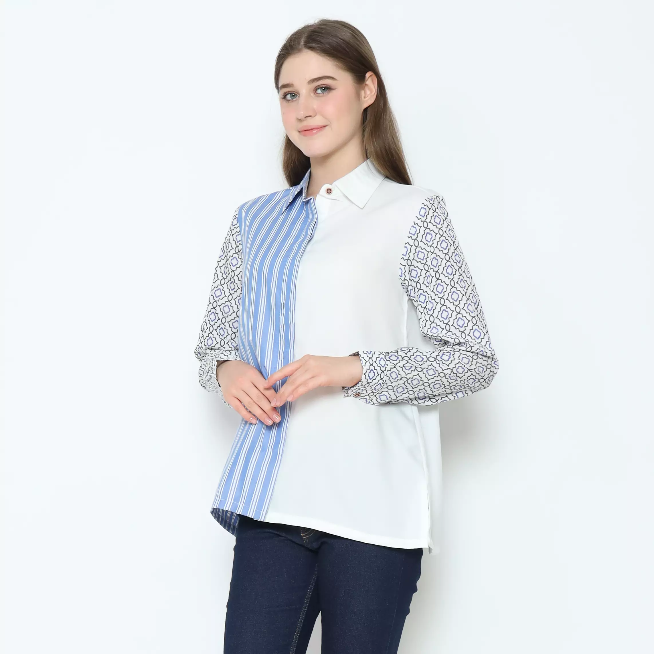 Blouse Batik Wanita - Bhatara Batik Rinaya - Atasan Batik Modern Lengan Panjang