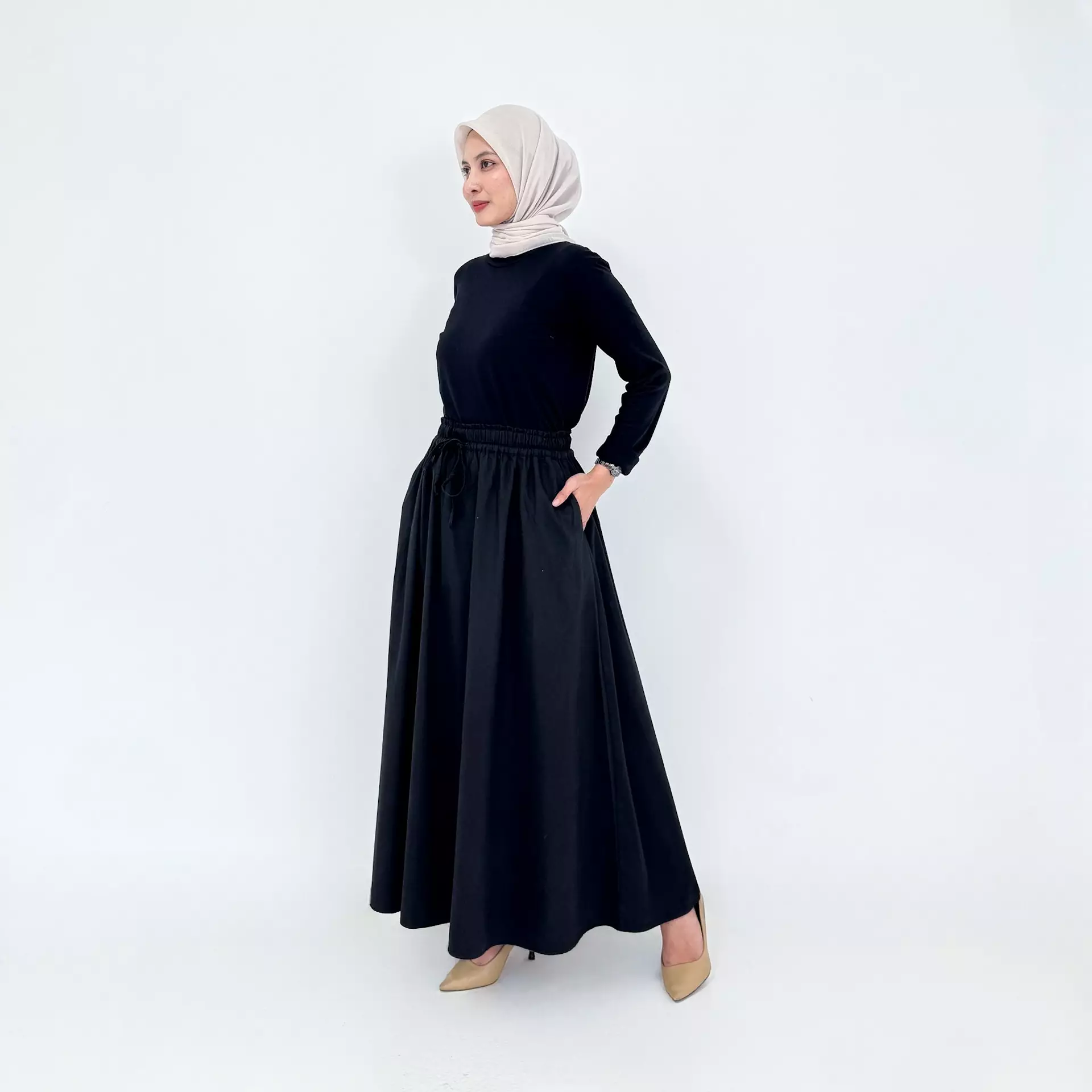 Rok Panjang Katun Flare Bianca HITAM