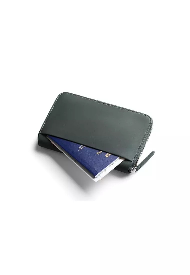 Bellroy Travel Folio (Second Edition) - Everglade